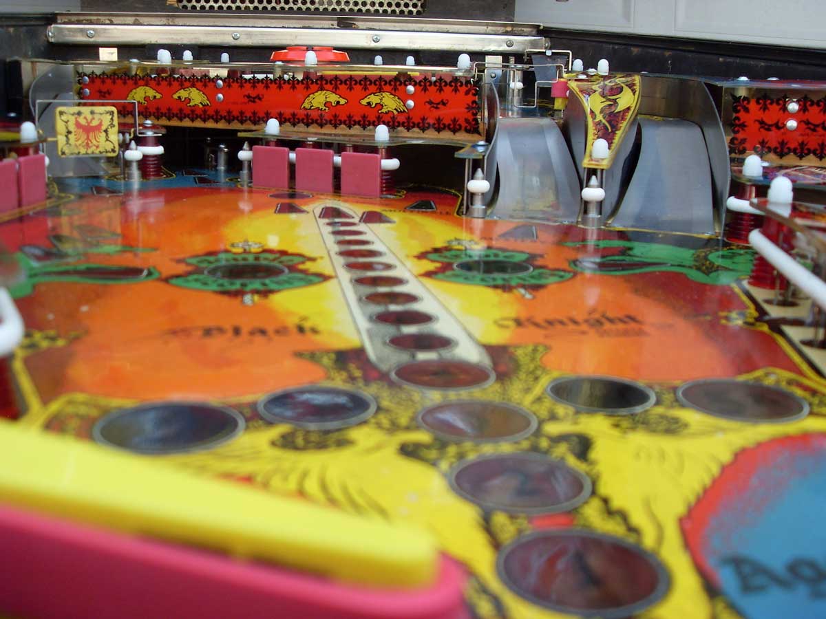 Black Knight Pinball Machine Elite Home Gamerooms