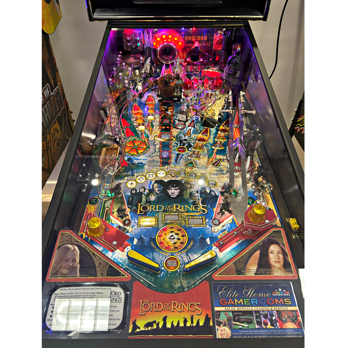 Lord of the Rings Pinball Machine 1