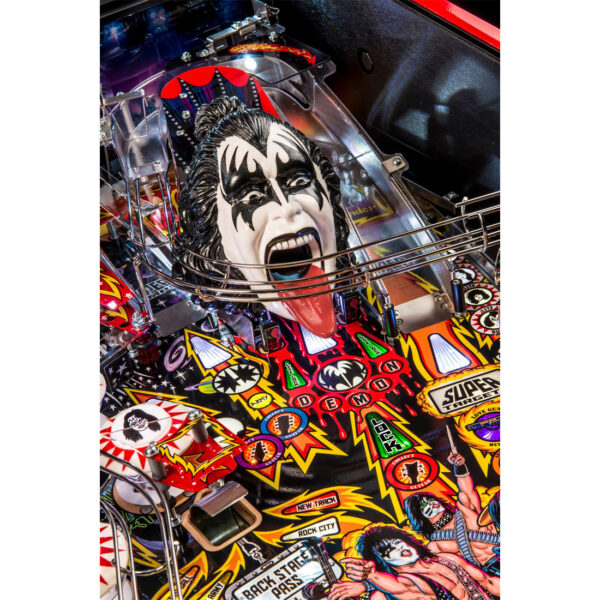 Kiss Pro Pinball Machine by Stern