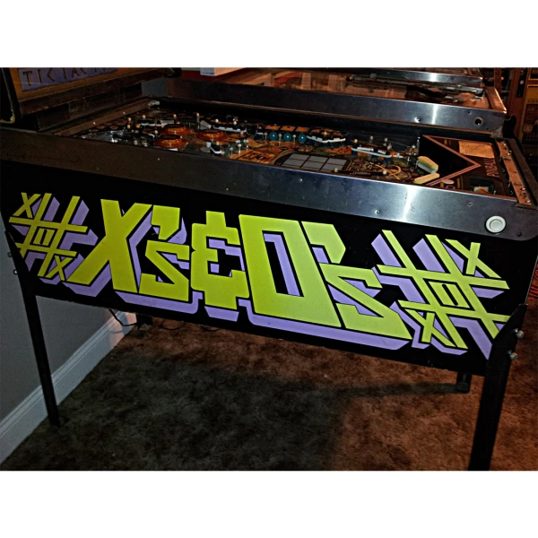 Xs and Os pinball Machine Bally