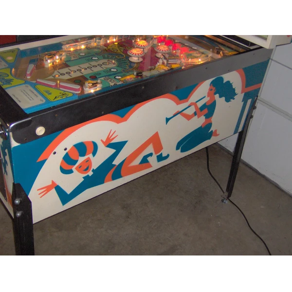 Aladdin's Castle Pinball Machine
