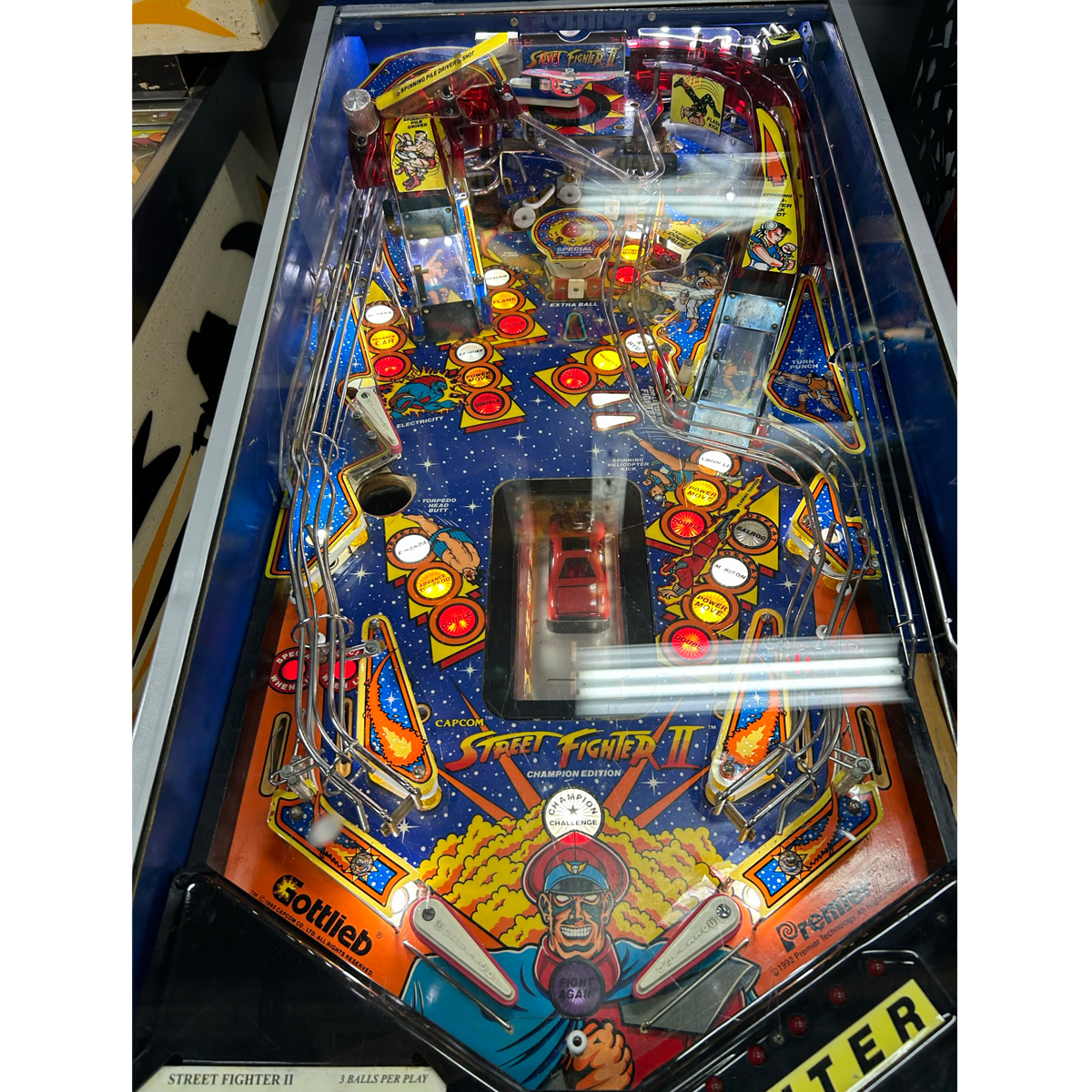 Street Fighter 2 Pinball Machine 2