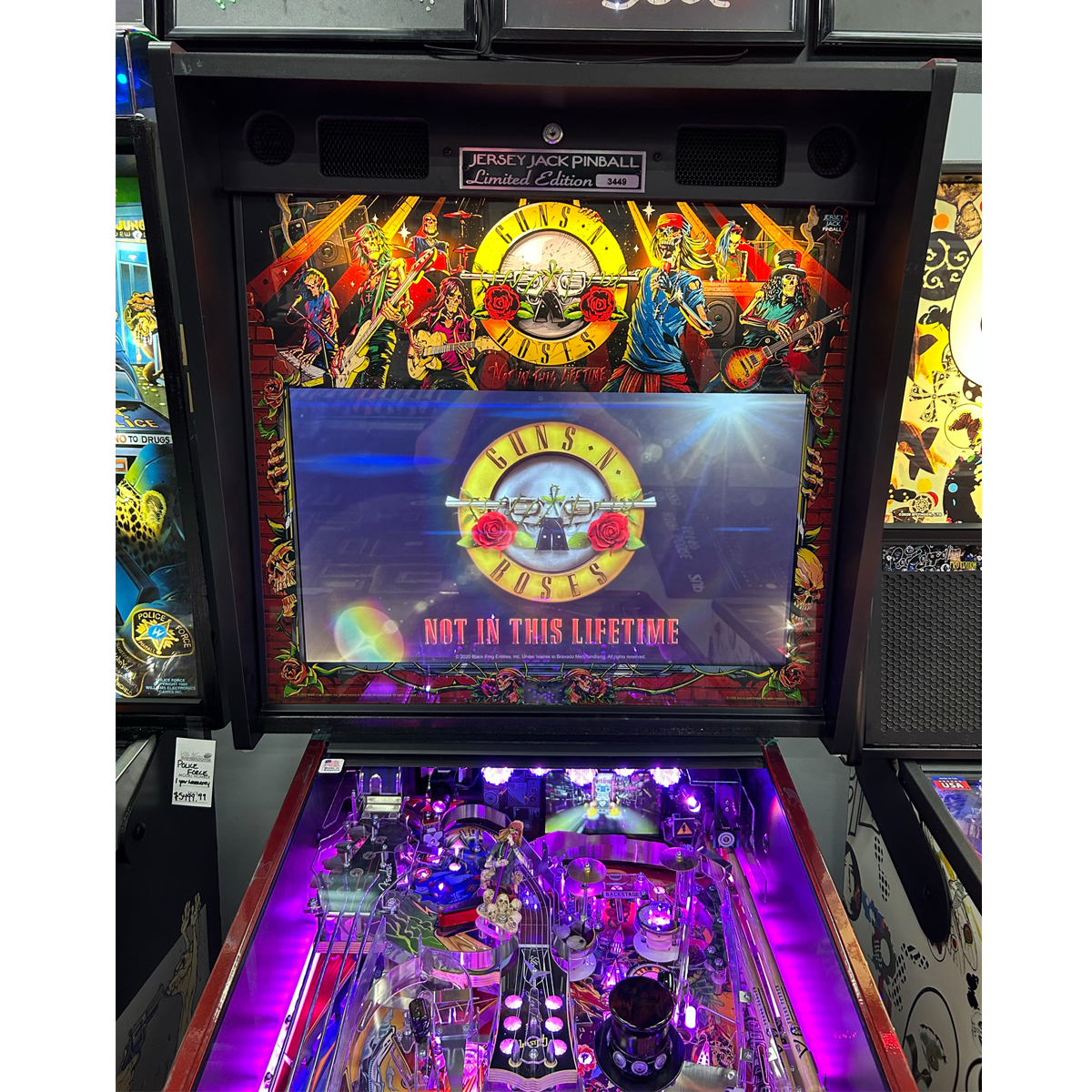 Guns N’ Roses Pinball Machine 4